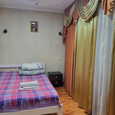 Apartments Ahmetova 6 32 Αλμάτι Εξωτερικό φωτογραφία